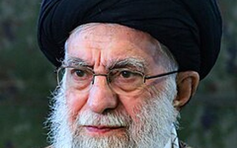 Líder supremo do Irã diz que população 'deveria rezar' pela saúde do presidente Raisi