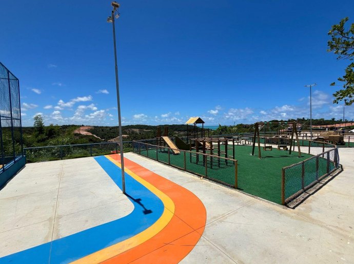Obra de praça em Riacho Doce entra na reta final