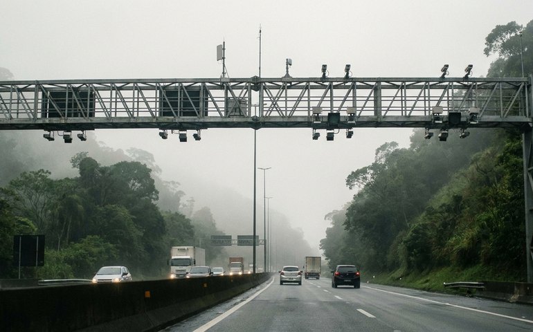 Pedágio free flow entra em fase de testes nas rodovias Anchieta e Imigrantes