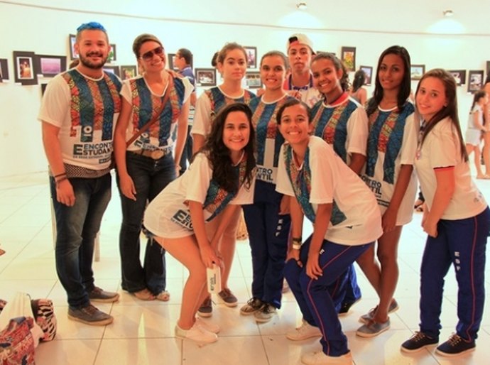 Escolas Santos Ferraz e Ângelo Abreu vencem mostra de fotografia e teatro