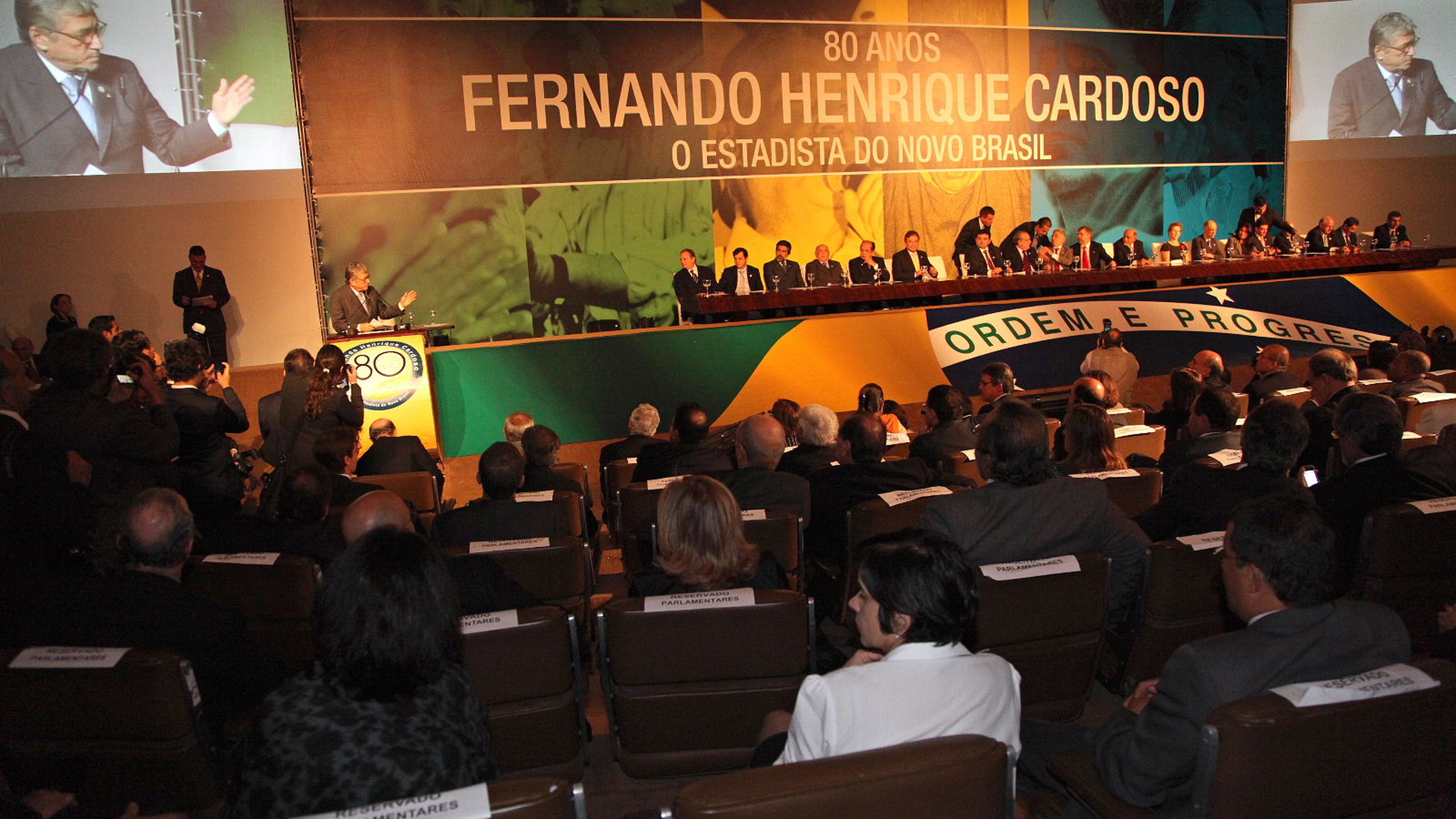 30-06-2011 Teotonio Vilela com FHC 80 Anos (4).JPG