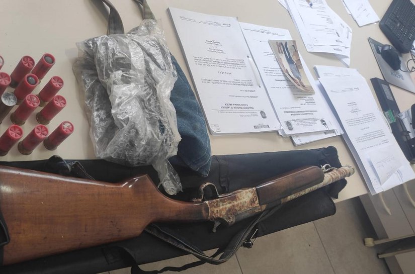 Polícia Civil prende mulher por posse ilegal de arma de fogo em Estrela de Alagoas