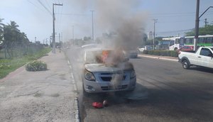 veiculo fogo / Foto: veiculo fogo