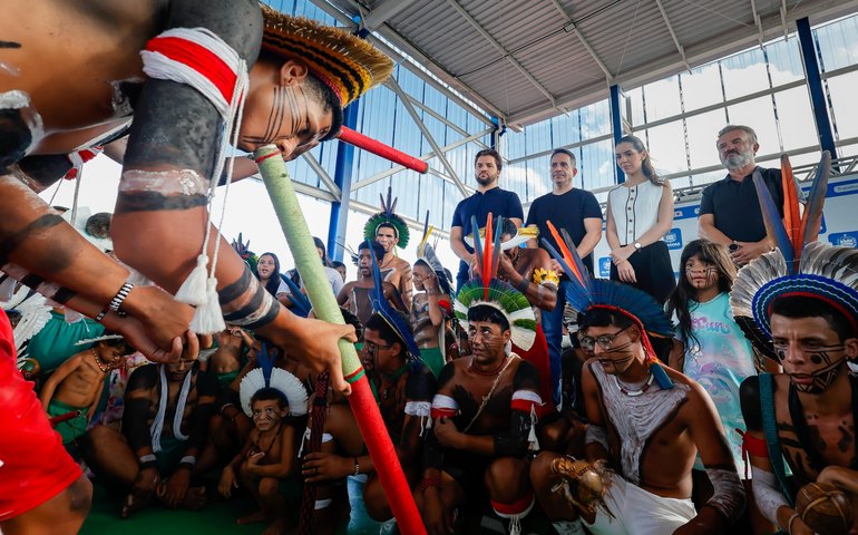 Paulo Dantas inaugura Escola Estadual Indígena Suraconã, em Traipu