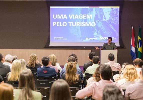 Workshop com a Embratur aborda inteligência de mercado para o turismo alagoano