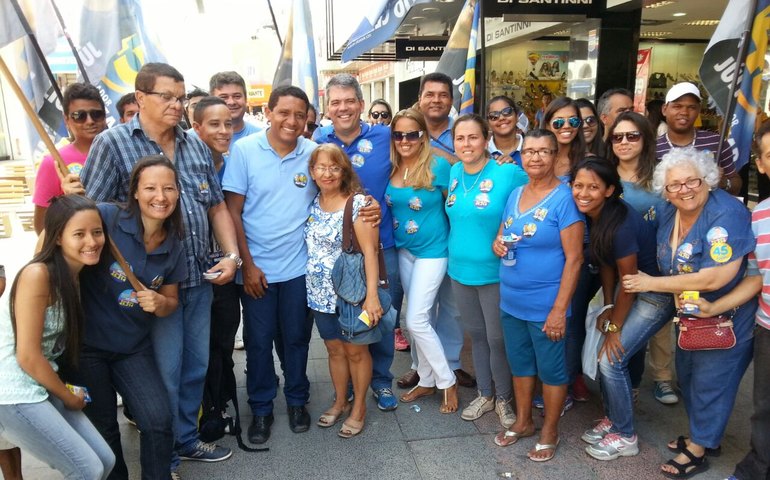 Desempenho de Júlio Cezar em debates é elogiada e conquista votos do Centro de Maceió