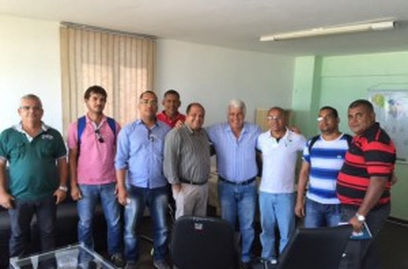 Secretário José Thomaz Nonô se reúne com Sindicato dos Agentes de Saúde