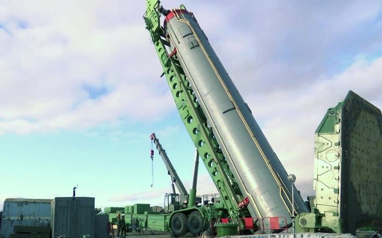 Revista militar russa analisa o papel de armas de alta precisão na estratégia nacional