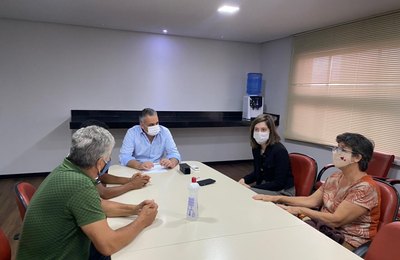 Deputada Cibele Moura pede ao secretário Alfredo Gaspar reforço na segurança de Riacho Doce 