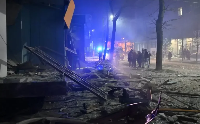 Rússia e Ucrânia trocam centenas de prisioneiros de guerra