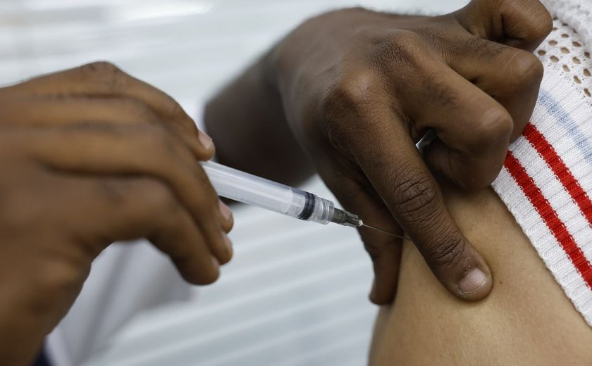 Casos de Síndrome Respiratória Aguda Grave estão em queda, diz Fiocruz