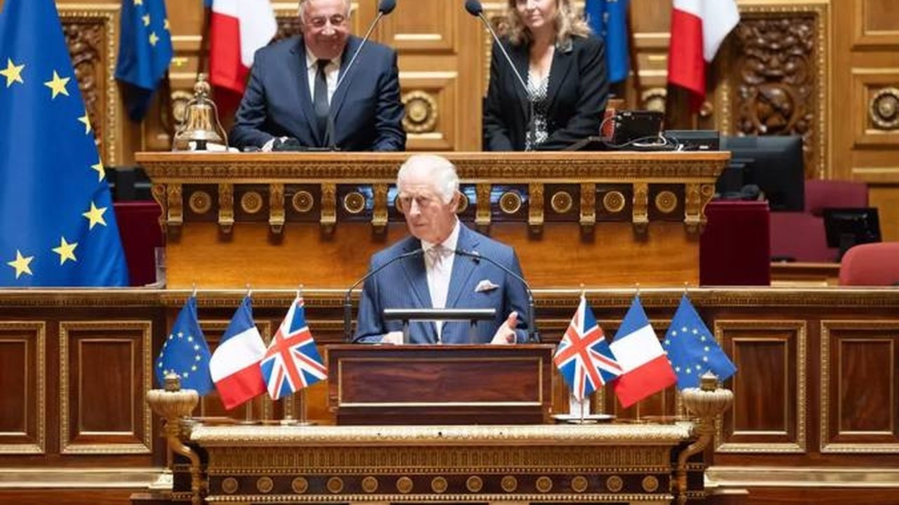 Charles III se torna primeiro monarca britânico a discursar no Parlamento francês