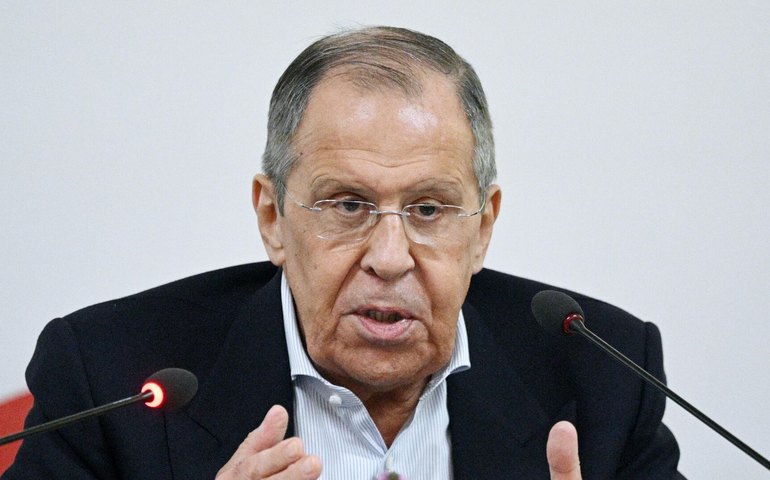 Zelensky rejeitou em Washington todos os princípios propostos por Trump para paz, diz Lavrov