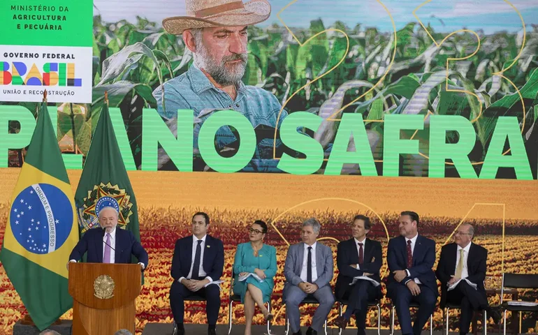 Aprosoja-MT: Atraso na divulgação do Plano Safra 2024/25 demonstra incompetência do governo
