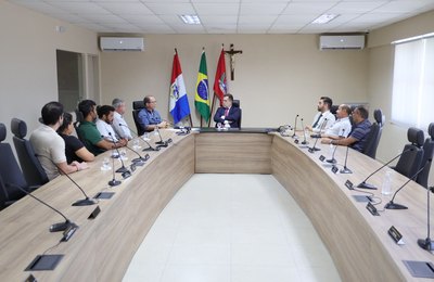 PGJ Lean Araújo recebe representantes da Ceasa e analisará questionamentos sobre projeto de concessão para a Central de Abastecimento