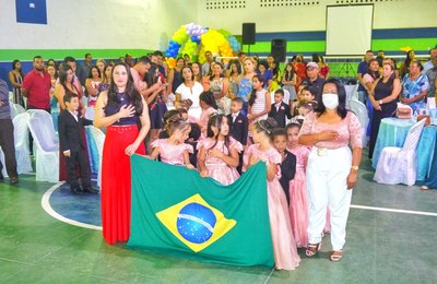 Escola Municipal em Palmeira realiza formatura dos pequenos Doutores do ABC