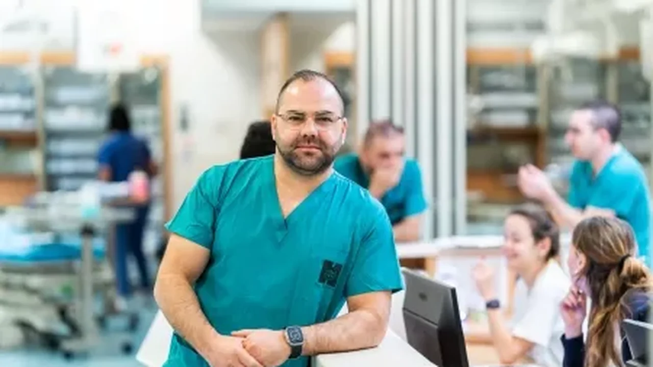 'Conflitos e política ficam fora do hospital', diz médico árabe-israelense 