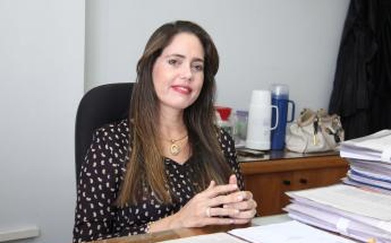 Covid-19: juíza determina que Estado e municípios afastem profissionais de saúde integrantes do grupo de risco