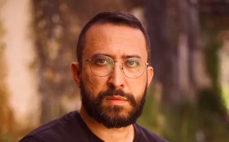 Do sertão ao horror distópico: romance do escritor cearense João Matias expõe Brasil entre descaso ambiental, violência e retirantes