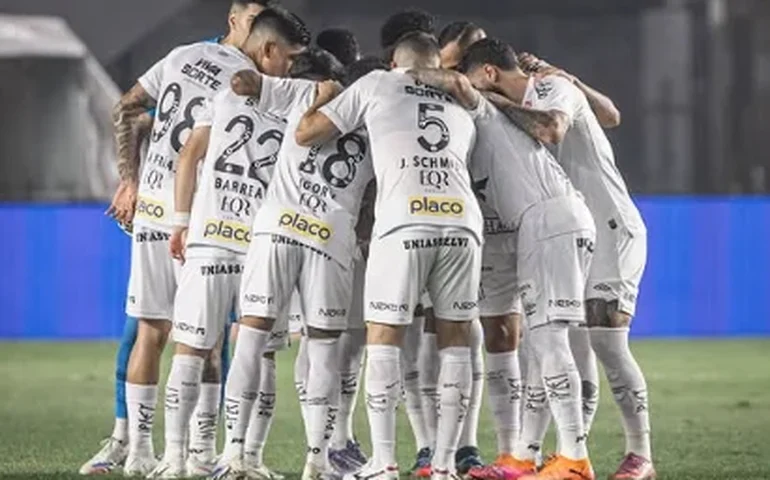 Risco de rebaixamento do Santos cai para 36% após vitória sobre o Palmeiras