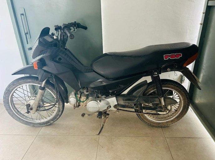 PC recupera, em Cacimbinhas, motocicleta roubada na cidade de Bom Conselho-PE