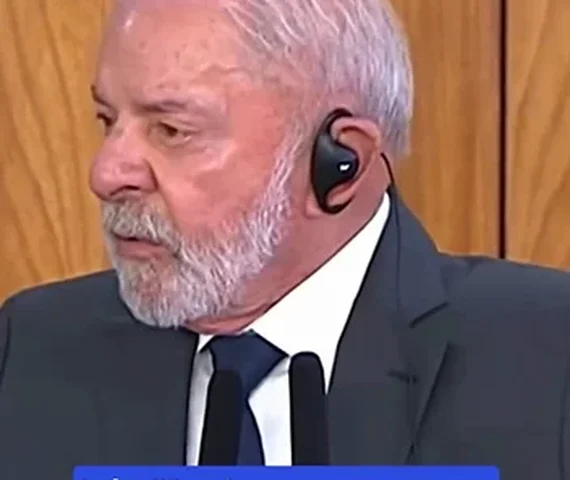 Lula defende parceria militar com a África do Sul e diz que Brasil pode produzir sua própria defesa