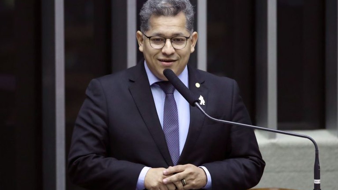 Câmara aprova projeto que prevê contratação preferencial dos Correios por órgãos públicos federais