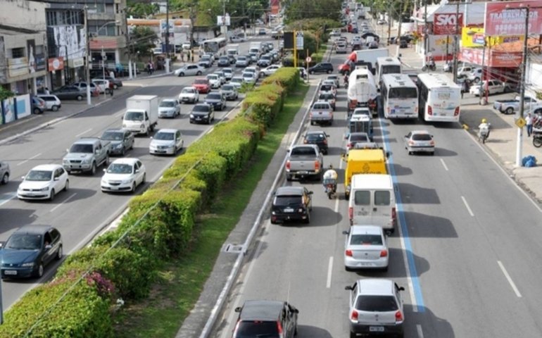 IPVA para veículos com placas 3 e 4 deve ser pago até o dia 29 de março