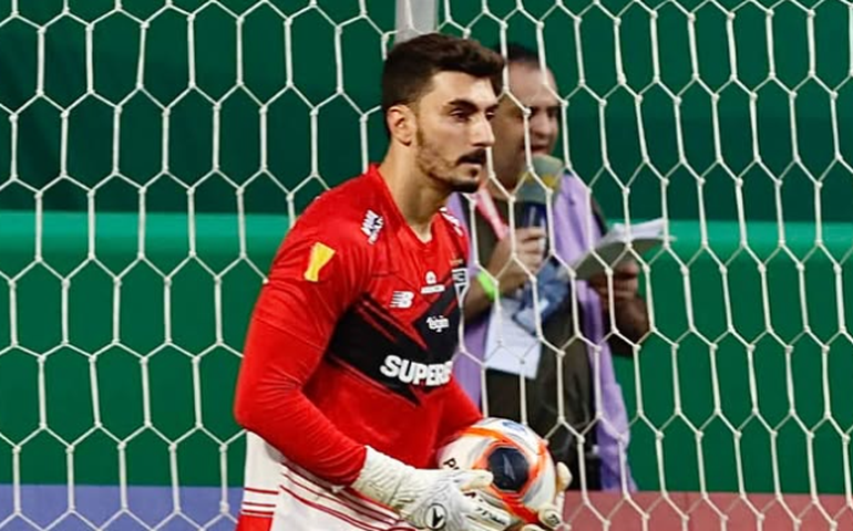 Presidente da FPF comenta pênalti para o Palmeiras: 'Se o Rafael chuta, não acontece nada'