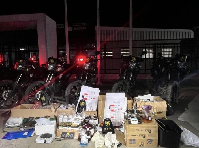 PM-AL prende homem e desarticula laboratório clandestino em Maceió