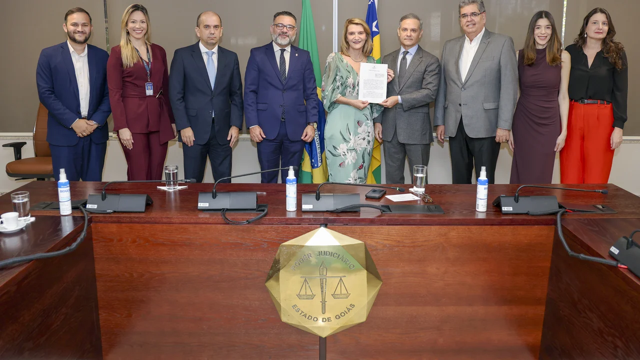 Unimed Cerrado e TJGO celebram parceria para fortalecer a solução consensual de conflitos na área da saúde