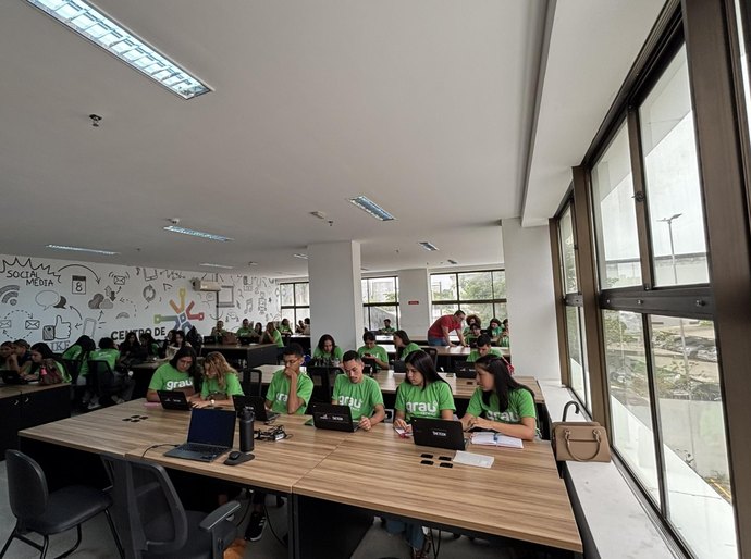 Secti promove workshop de Excel e Google Sheets para alunos de técnico em administração