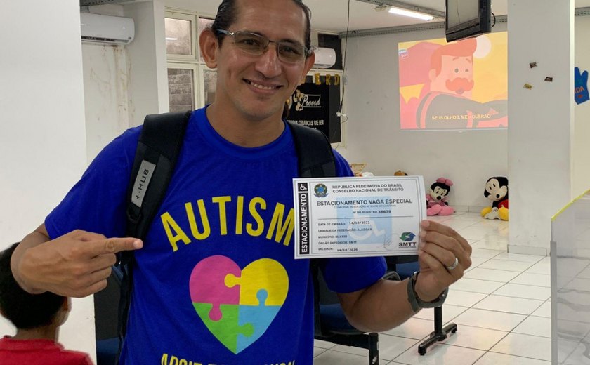 Pessoas com autismo tem direito a credenciais de estacionamento