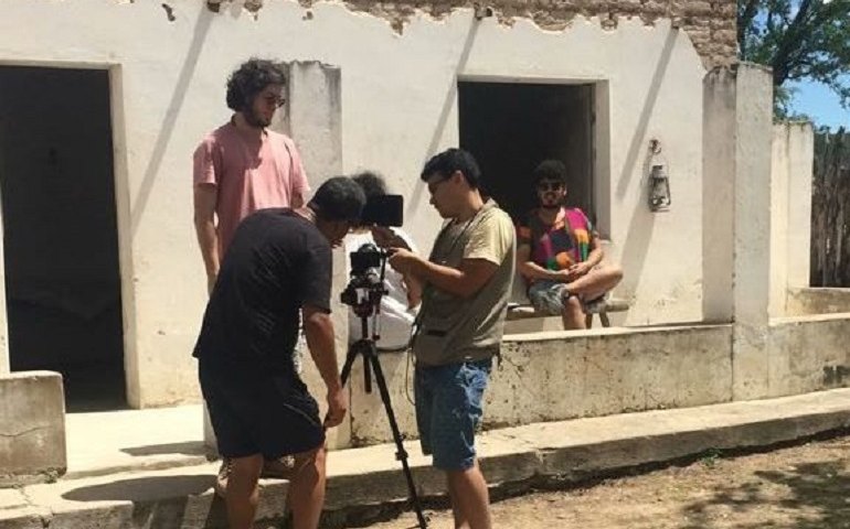 Curta arapiraquense premiado em mostra de cinema é selecionado no 2° Cine Cariri