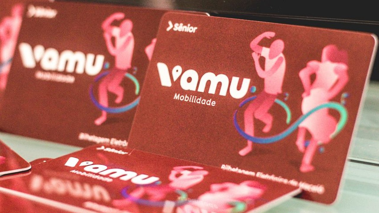 Saiba como emitir cartão que garante embarque gratuito de idosos nos ônibus