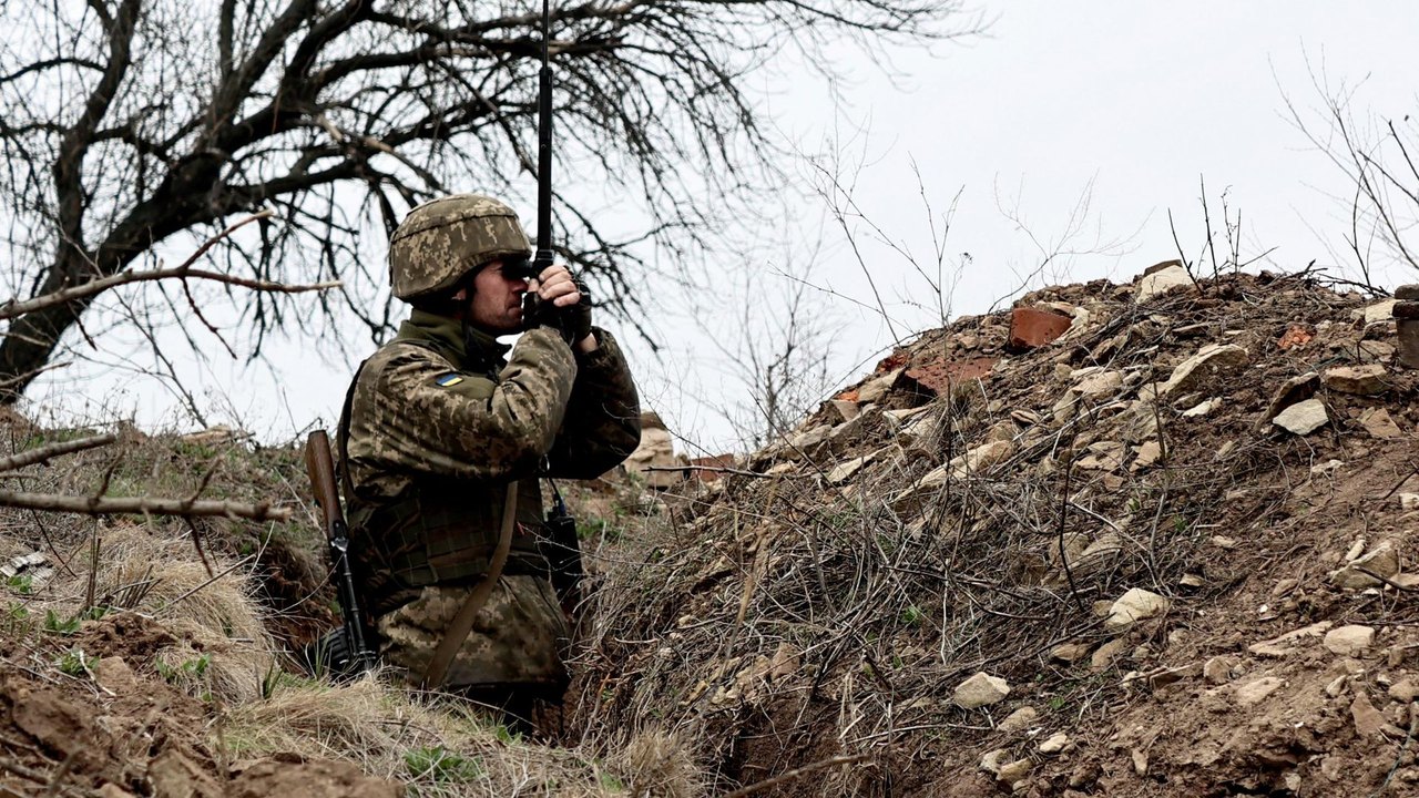 Kiev corre risco de ficar sem recursos para operações militares contra a Rússia, revela mídia