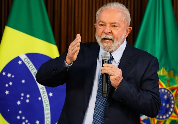 Lula e comitiva embarcam para os EUA para primeiro encontro com Biden