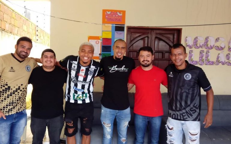 Atletas alvinegros contam histórias de vida para crianças e adolescentes do Abrigo Maria das Neves