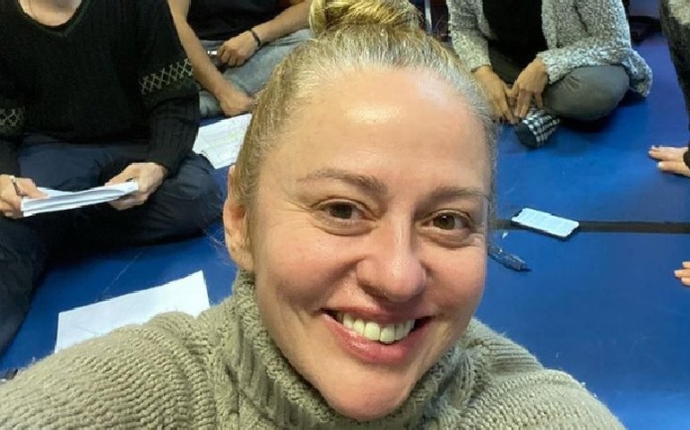 Guta Stresser afirma que trata a esclerose múltipla no SUS