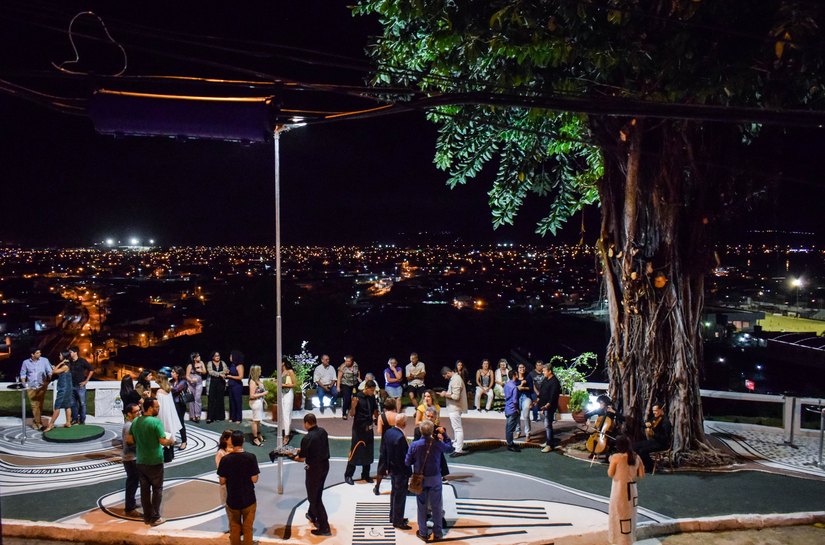 Prefeito Rui Palmeira entrega revitalização do Mirante Santa Terezinha