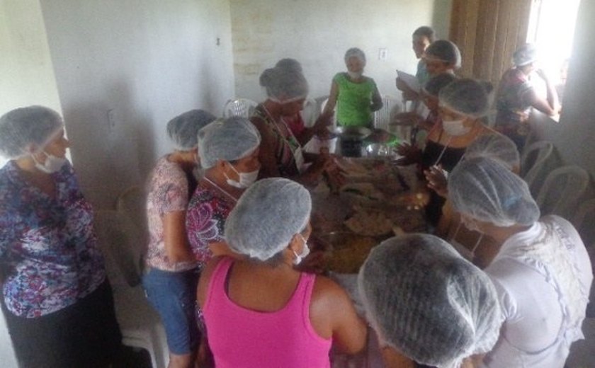 Curso beneficia mulheres de produtores de mandioca no Agreste