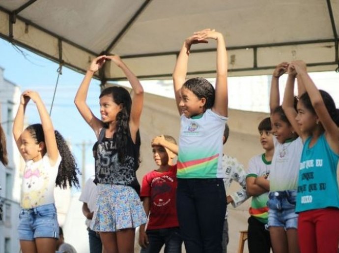 Jovens de Água Branca são beneficiados com a Tenda da Juventude