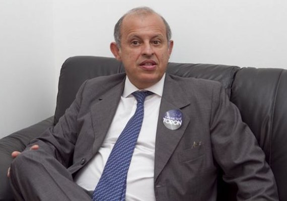 Defesas de Aécio e Andrea insistem na declaração de ilegalidade de provas