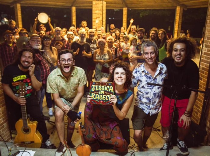 Jéssica da Rabeca convida Banda de Pífanos Riacho Grande para apresentação na Ilha do Ferro
