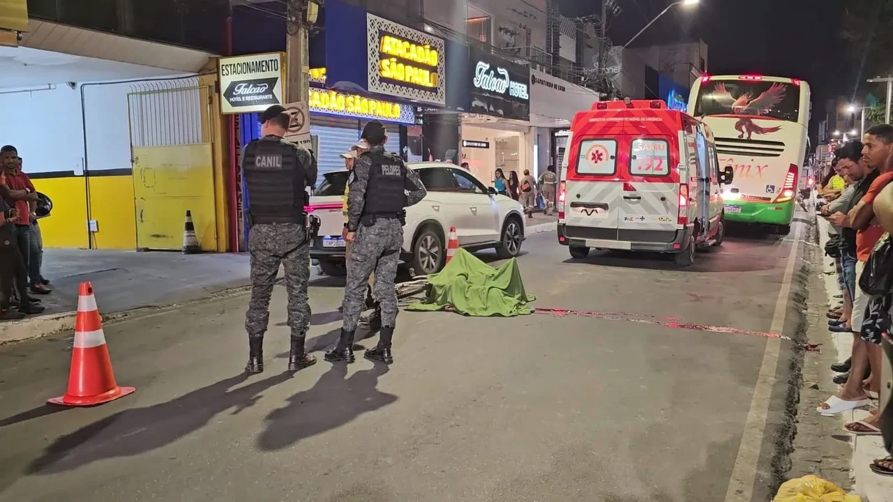 Adolescente de 14 anos morre após queda de bicicleta e atropelamento por ônibus em Arapiraca