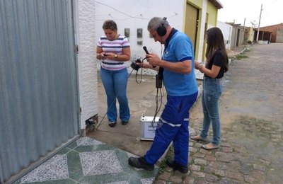 Casal adota medidas preventivas para conservar rede e evitar danos no Pinheiro