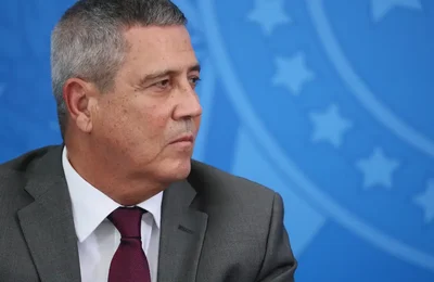 Moraes mantém prisão do general Braga Netto