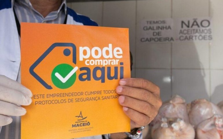 Vigilância Sanitária entregou mais de mil selos ‘Pode Comprar Aqui’ para estabelecimentos
