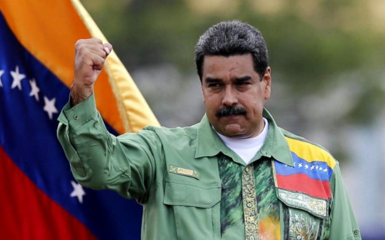 Drones, filme e horas na TV: a onipresença da campanha de Maduro