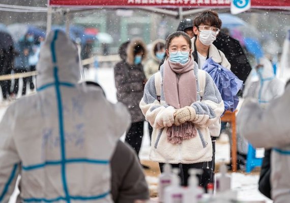 Morte de menino faz chineses se revoltarem com política “Covid zero”